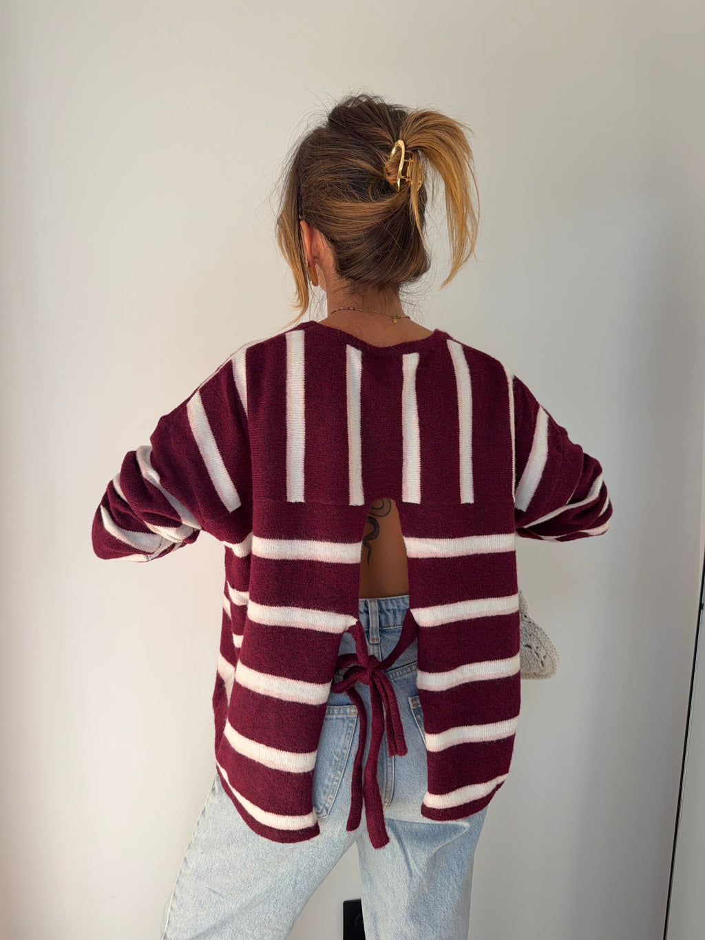 Pull rayé avec noeud - bordeaux