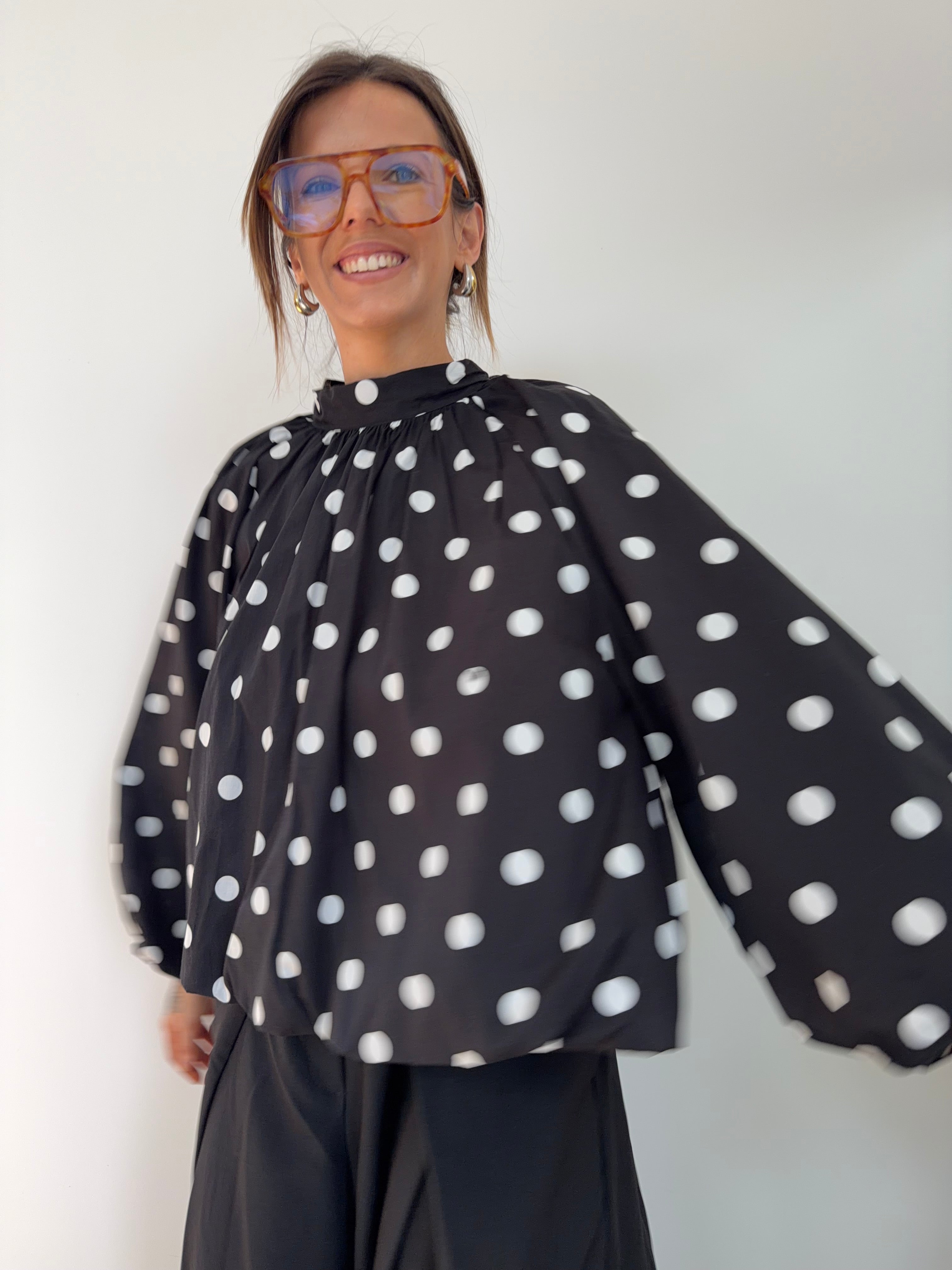 Blouse dos nu à pois - noire