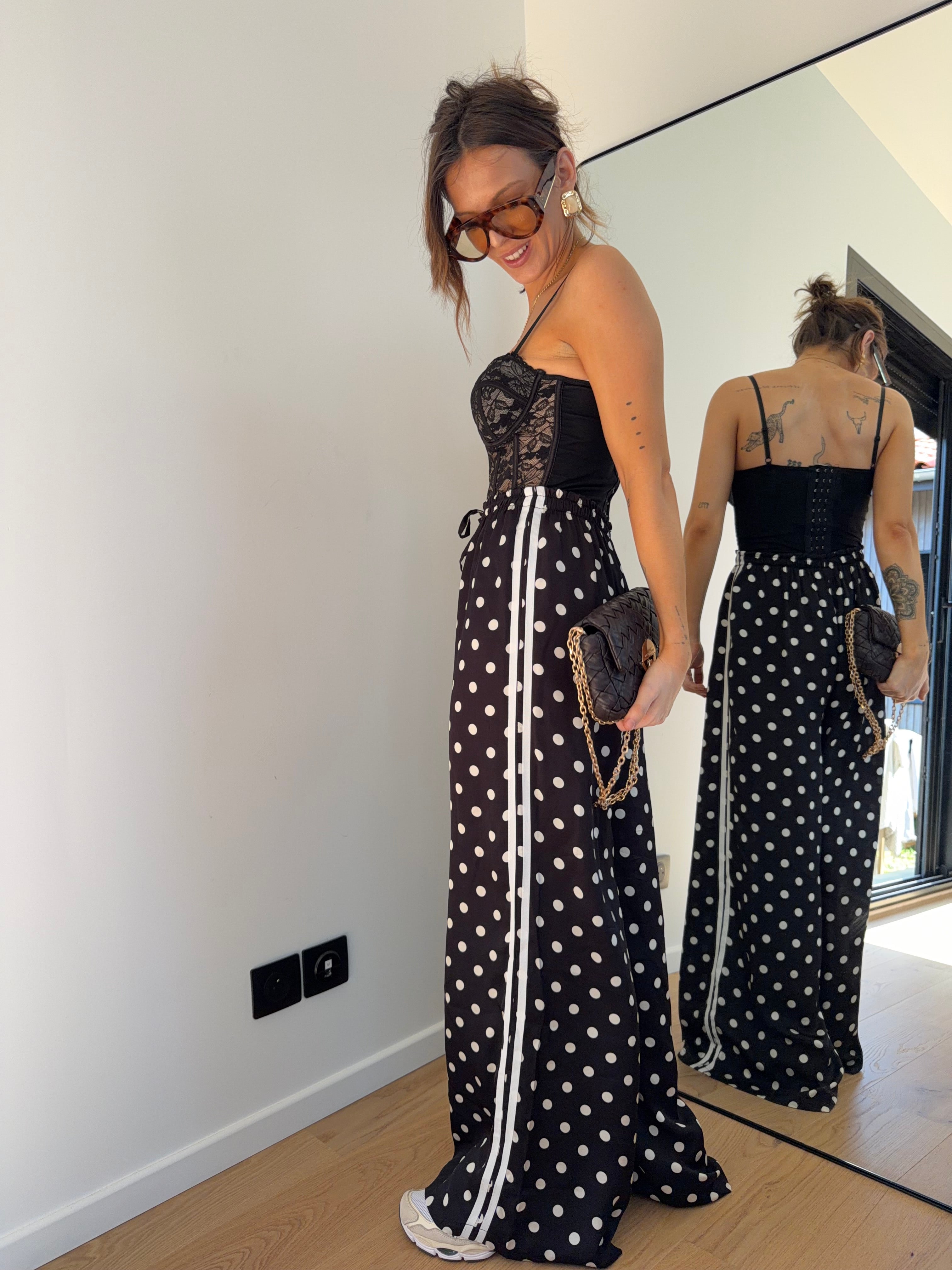 Pantalon en soie fluide à pois - noir