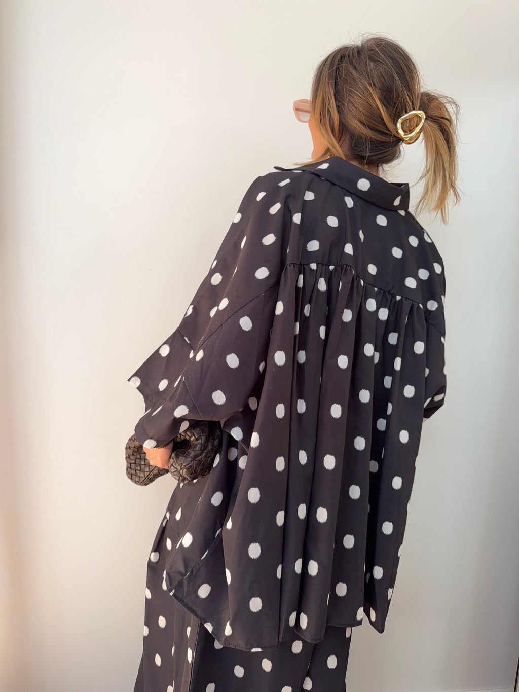 Chemise à gros pois - noire