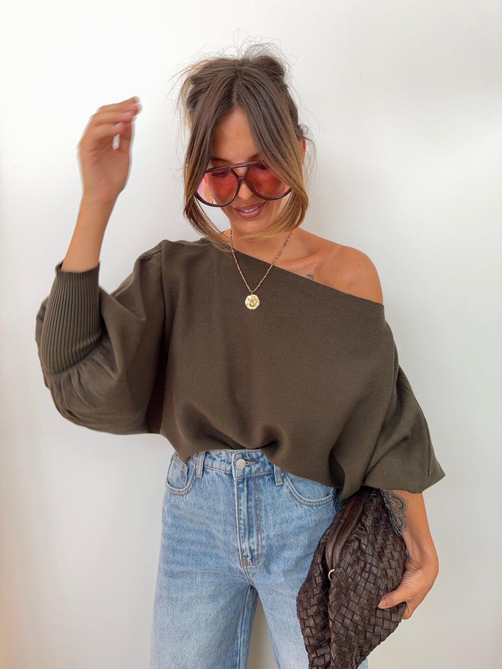 Pull asymétrique court - kaki