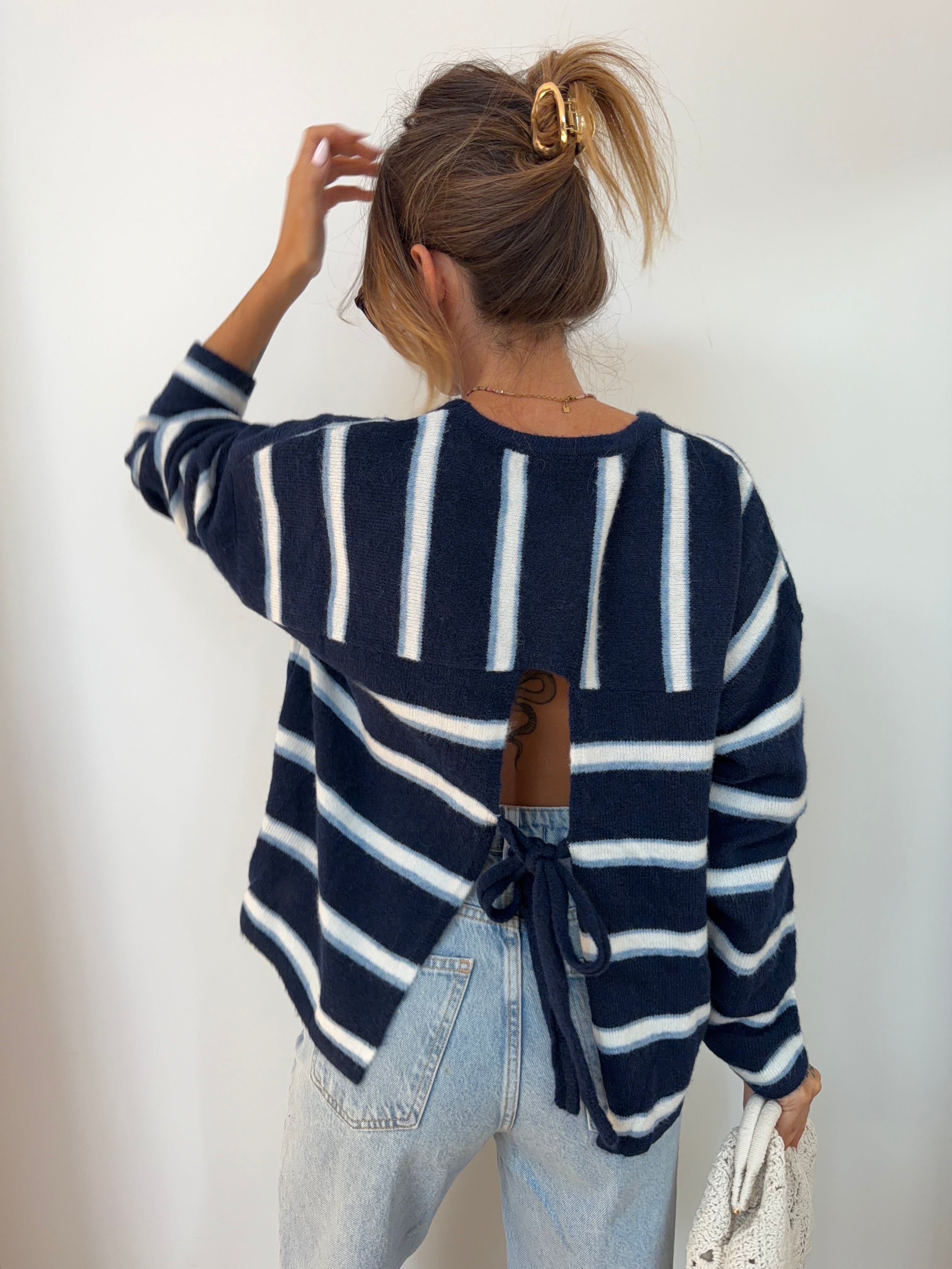 Pull rayé avec noeud - bleu