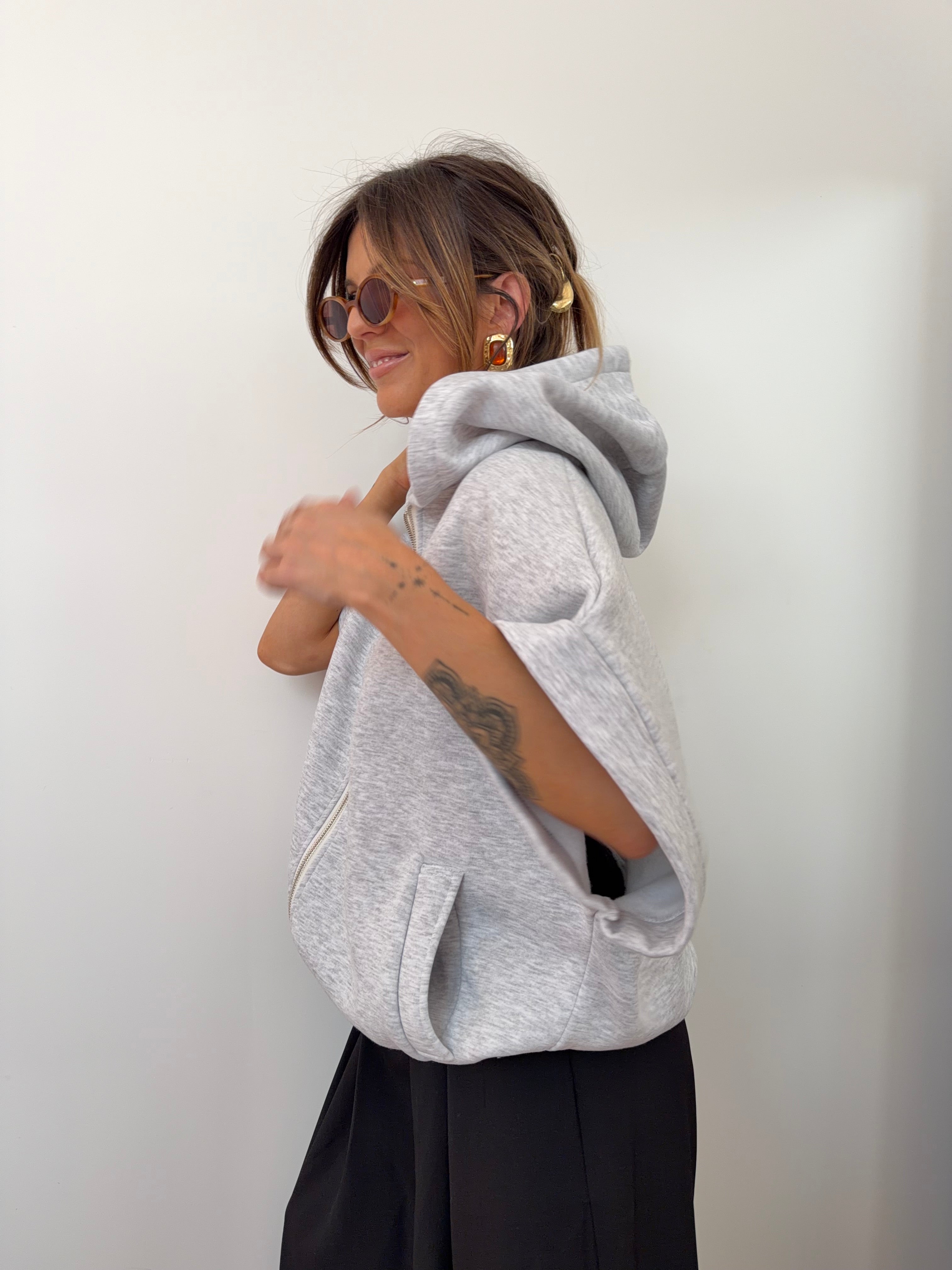 Veste sweat à zip et capuche - grise