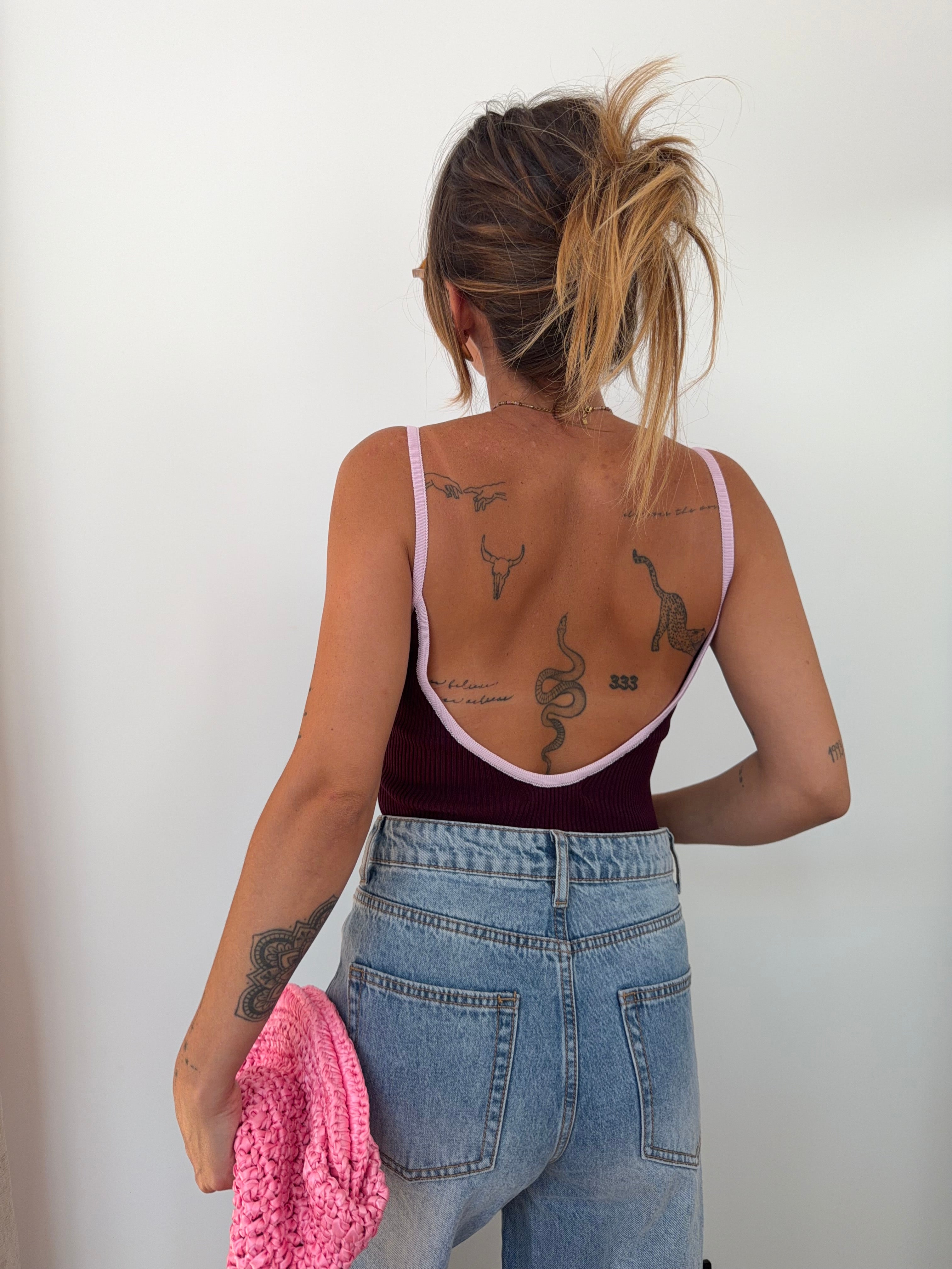 Body à coutures - bordeaux et mauve
