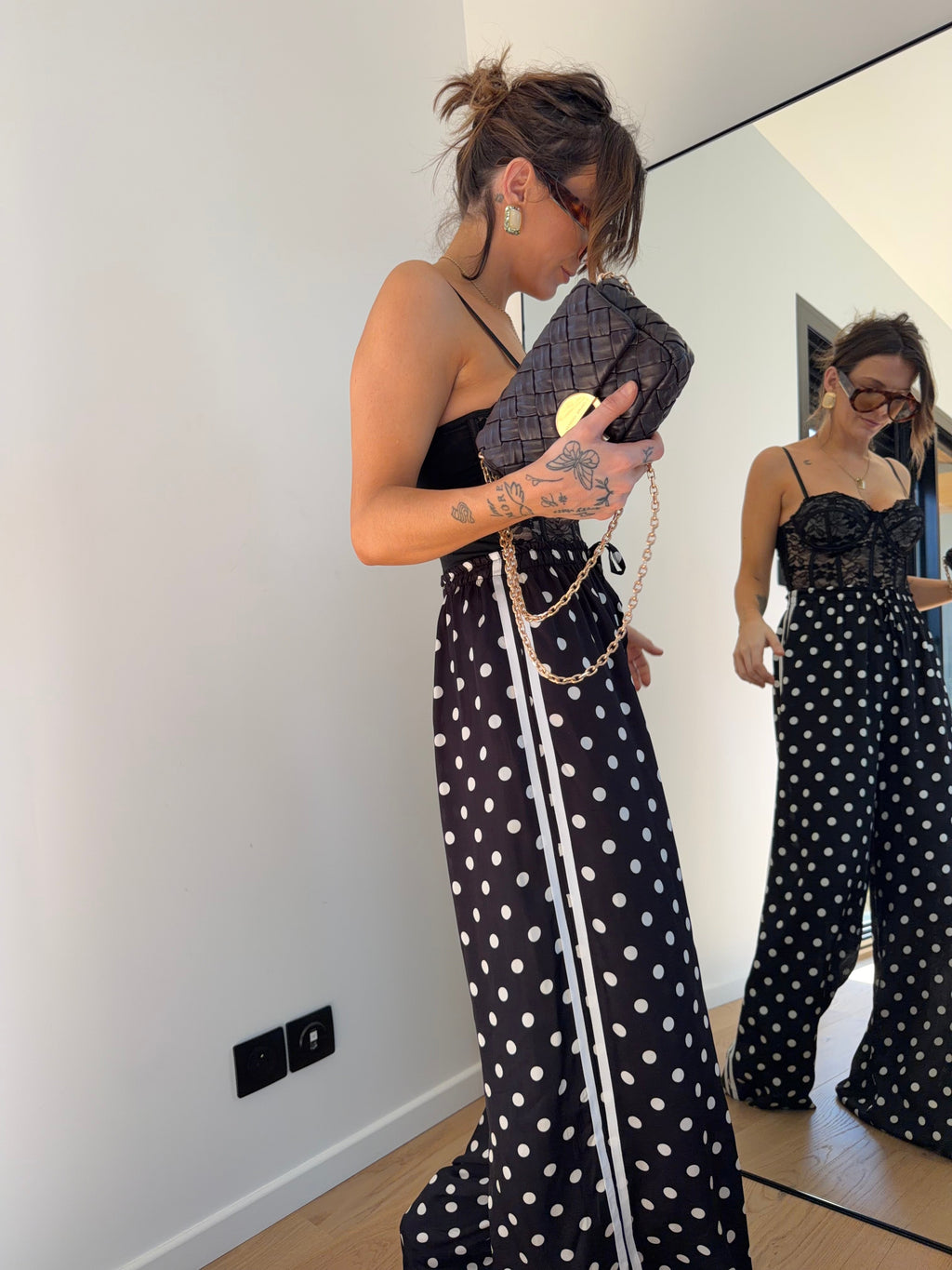Pantalon en soie fluide à pois - noir