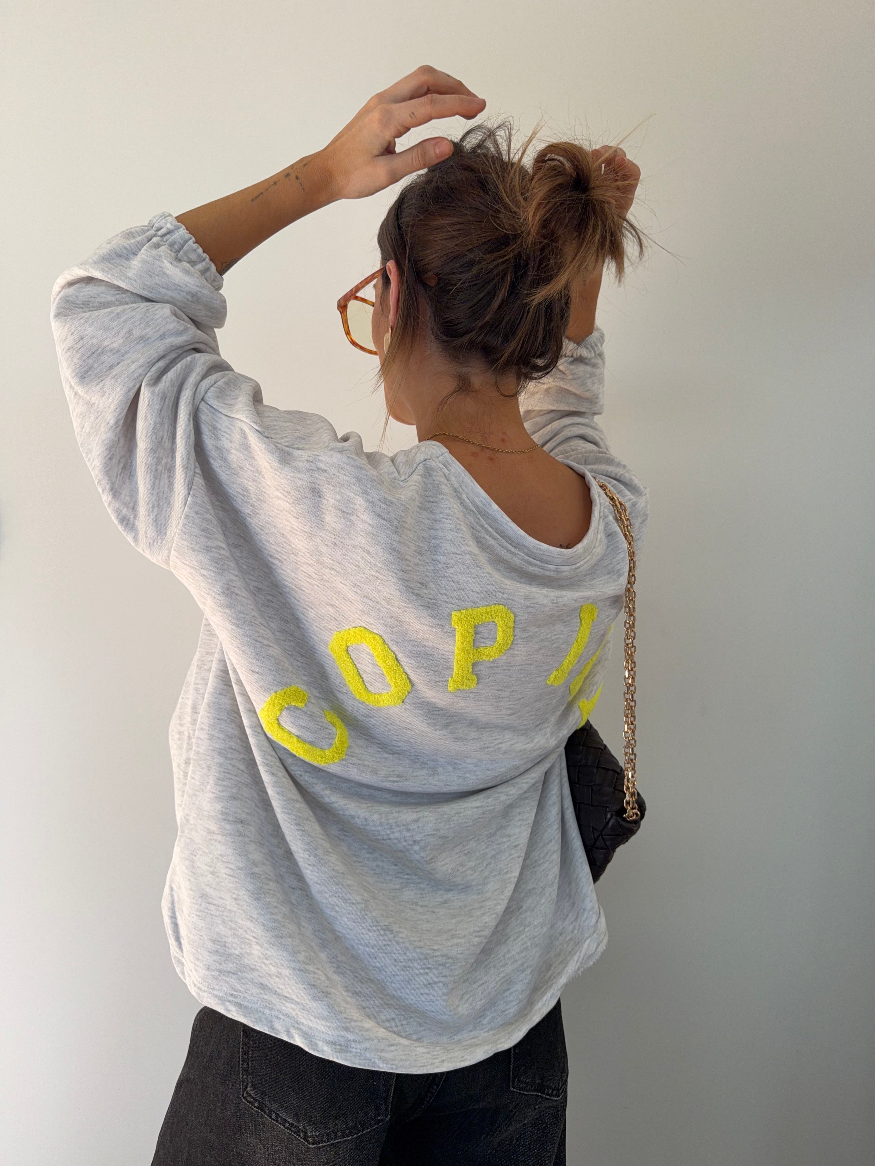 Sweat Copine - gris et jaune fluo