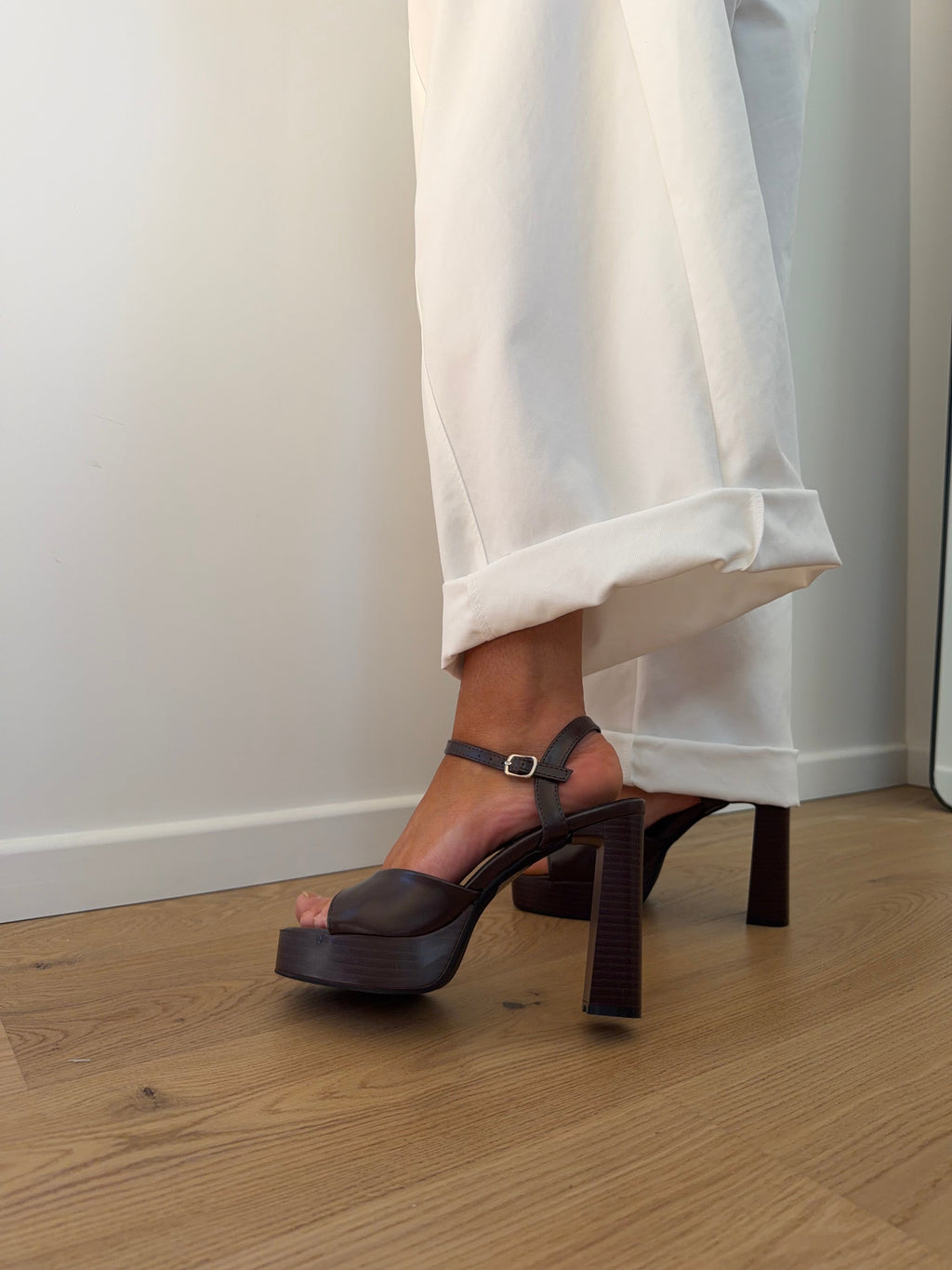 Talons compensés marron