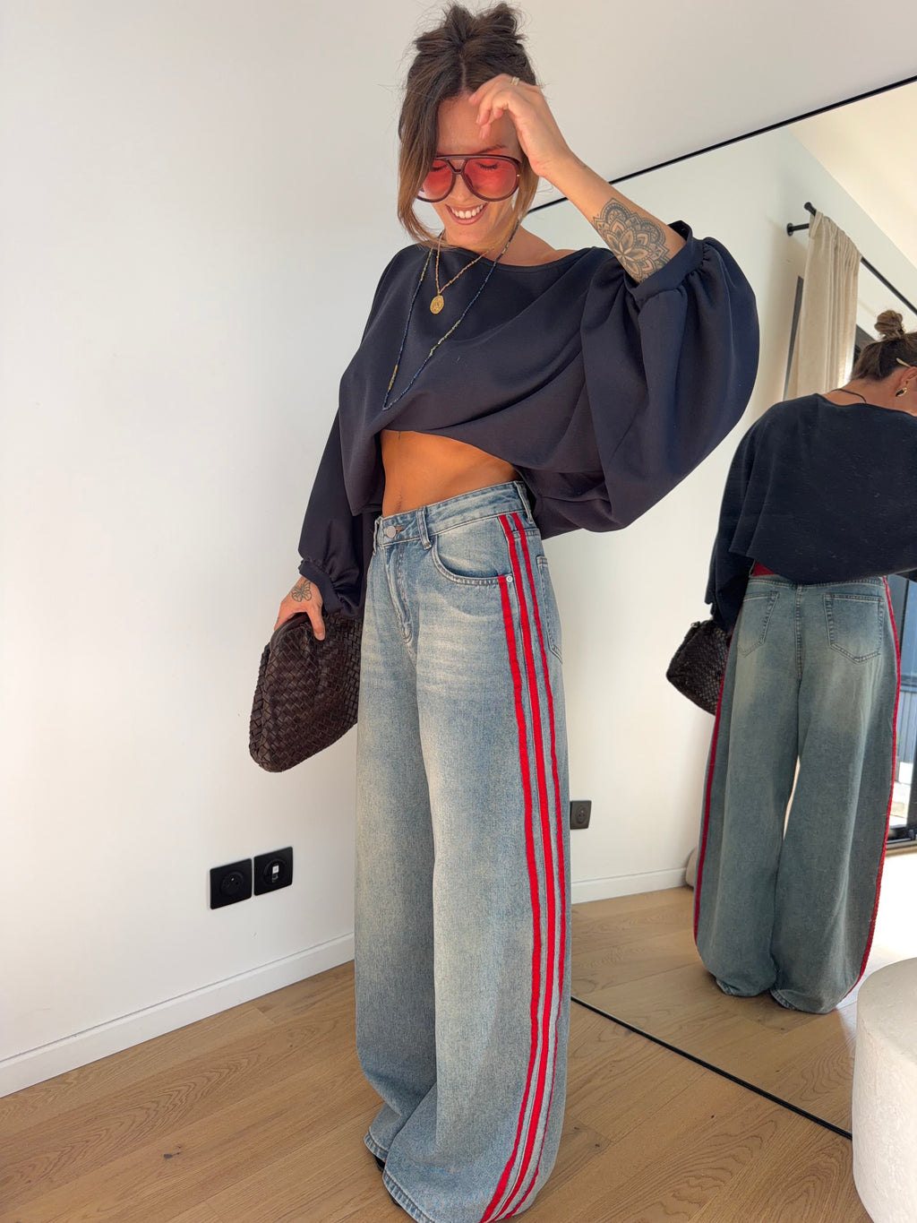 Jeans à bandes rouges (pré commande)