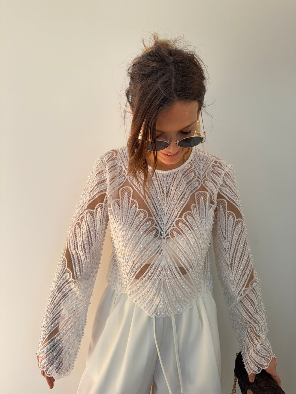 Haut dentelle et perles - blanc