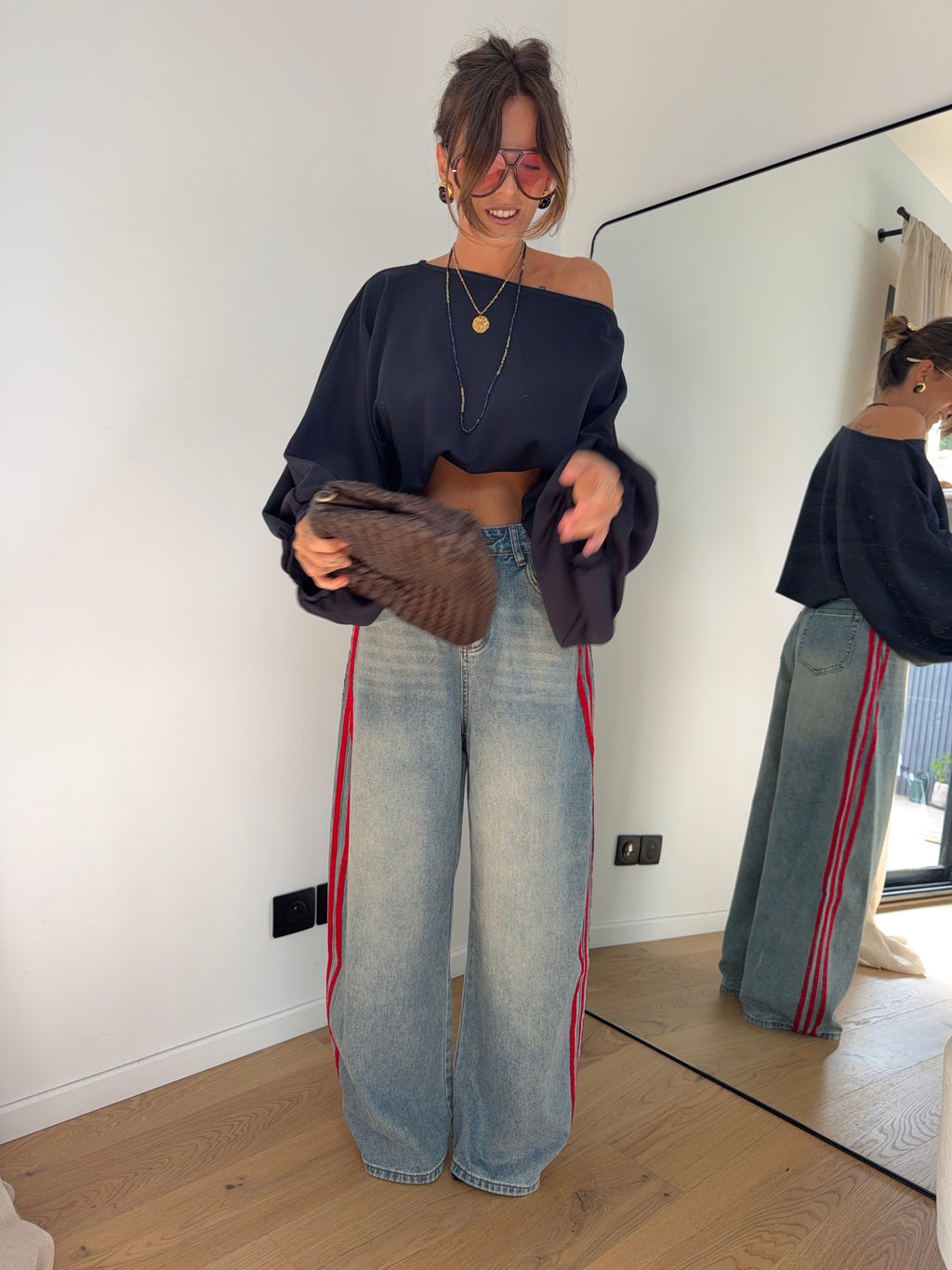 Jeans à bandes rouges (pré commande)
