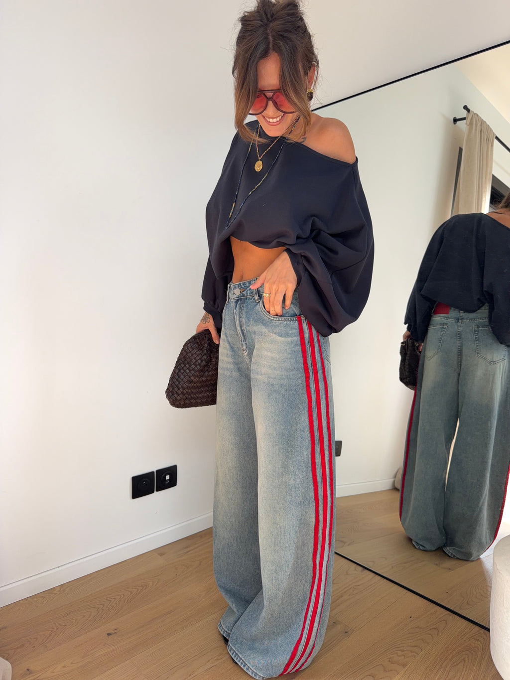 Jeans à bandes rouges (pré commande)