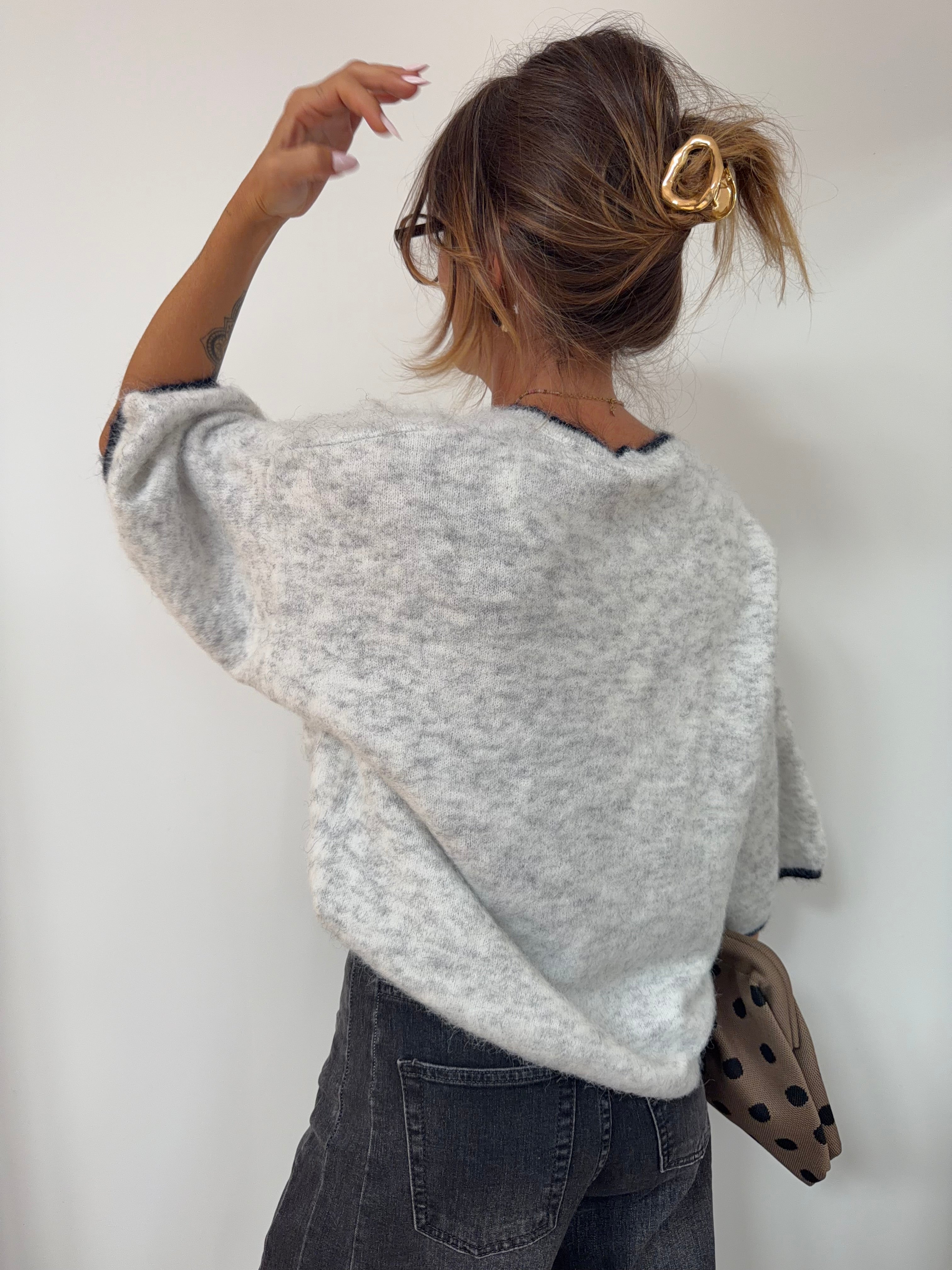 Pull avec détail col - gris et bleu marine
