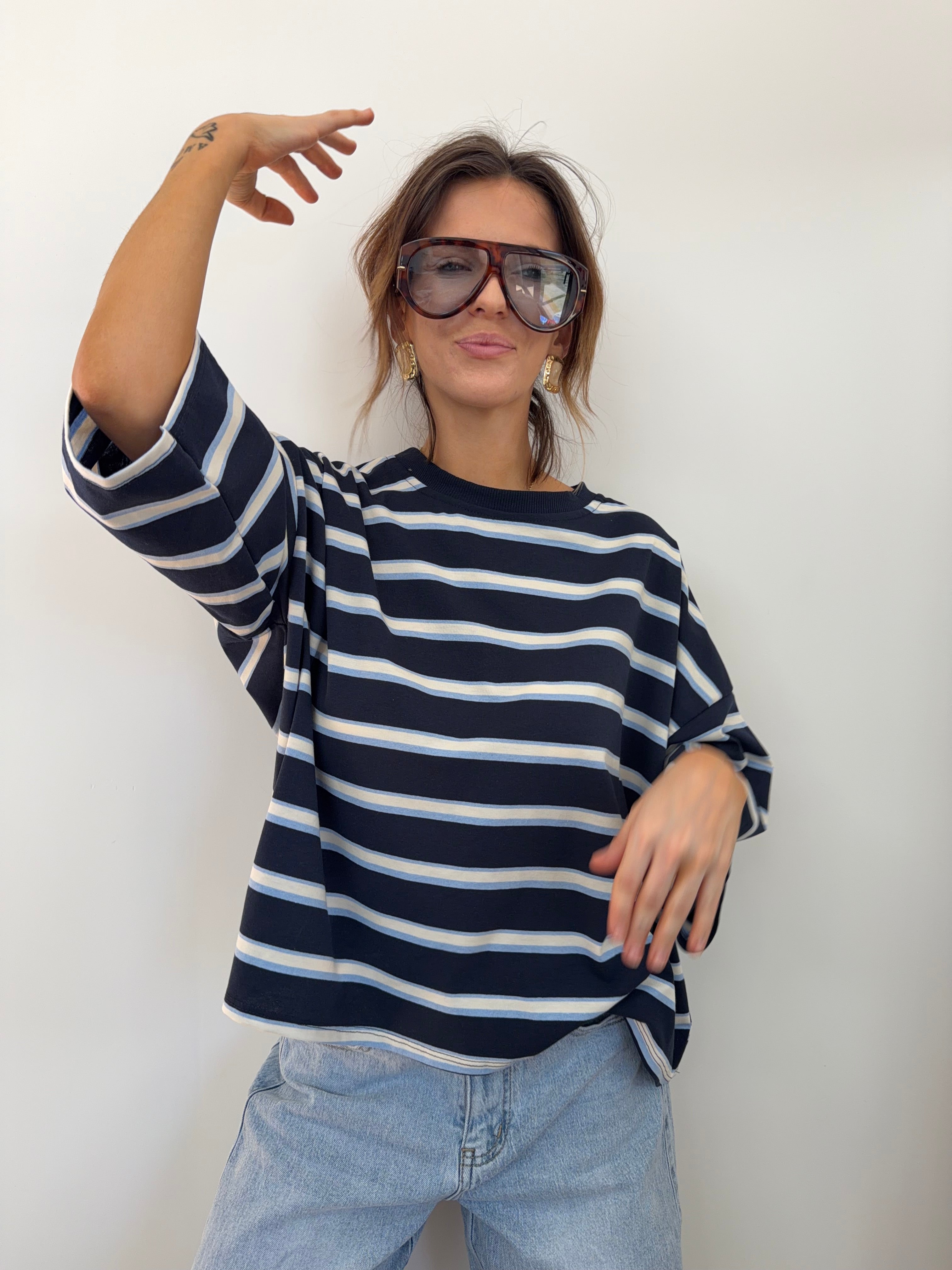 T-shirt rayé avec noeud - bleu marine