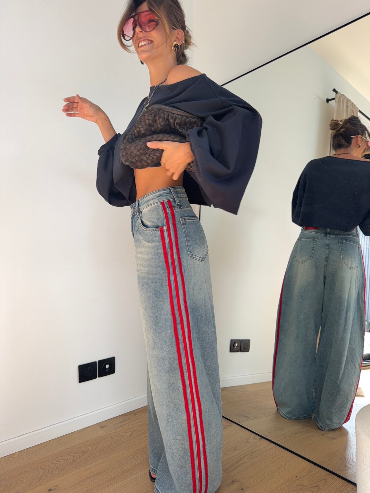 Jeans à bandes rouges (pré commande)