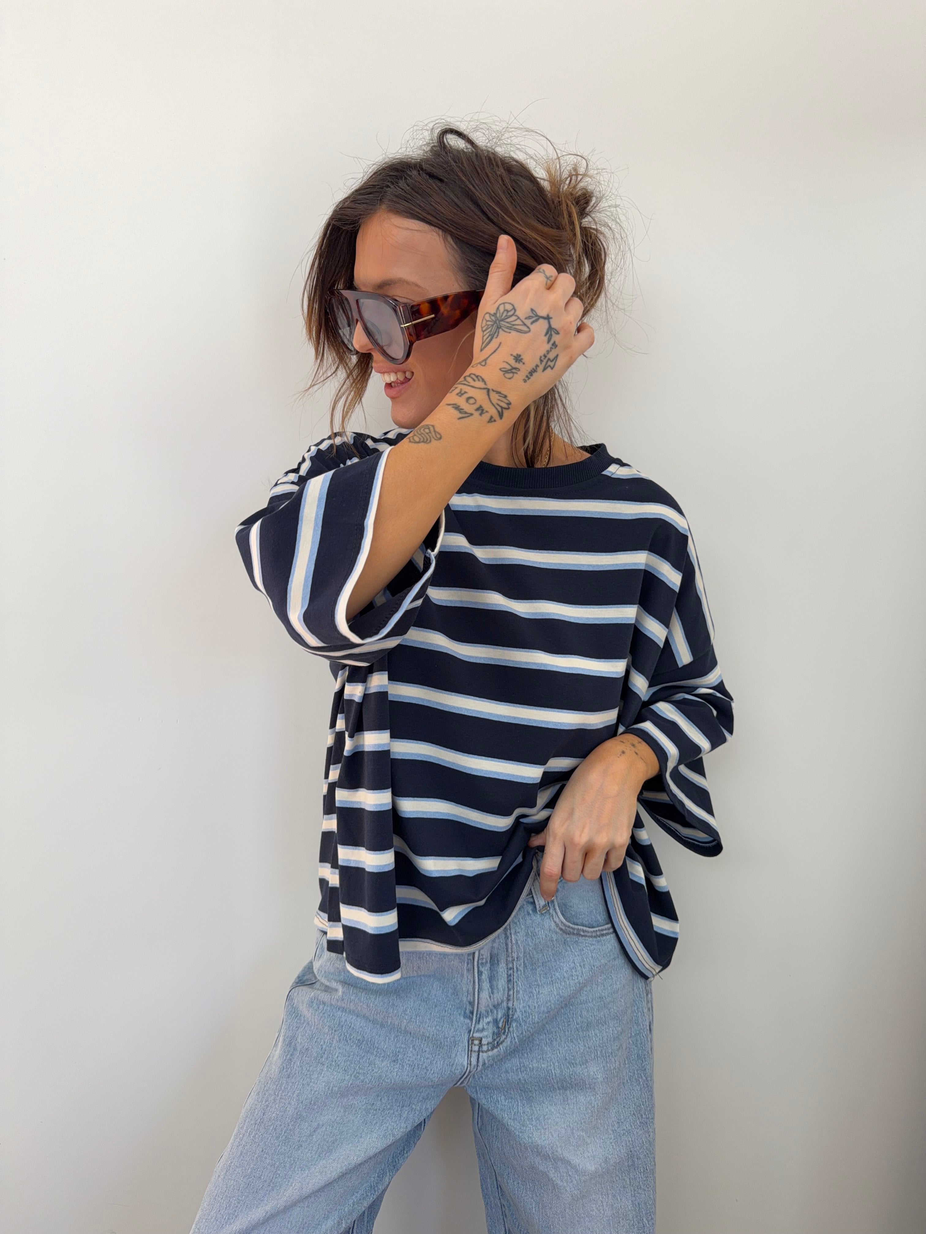 T-shirt rayé avec noeud - bleu marine