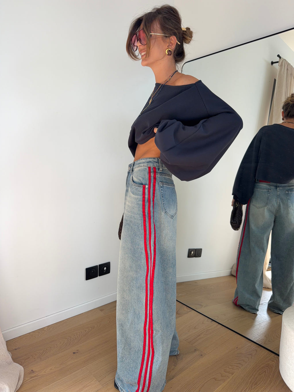 Jeans à bandes rouges (pré commande)