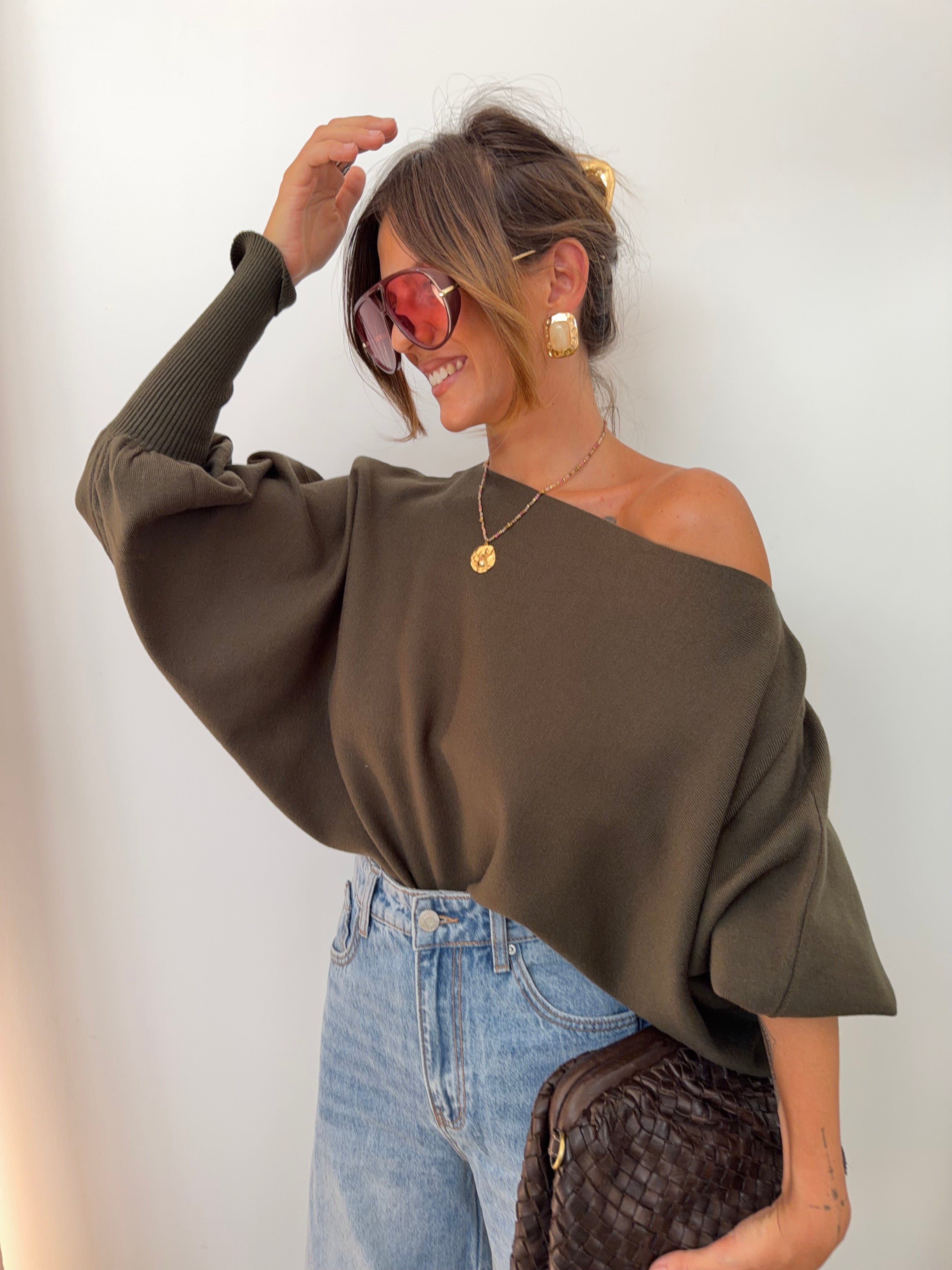 Pull asymétrique court - kaki