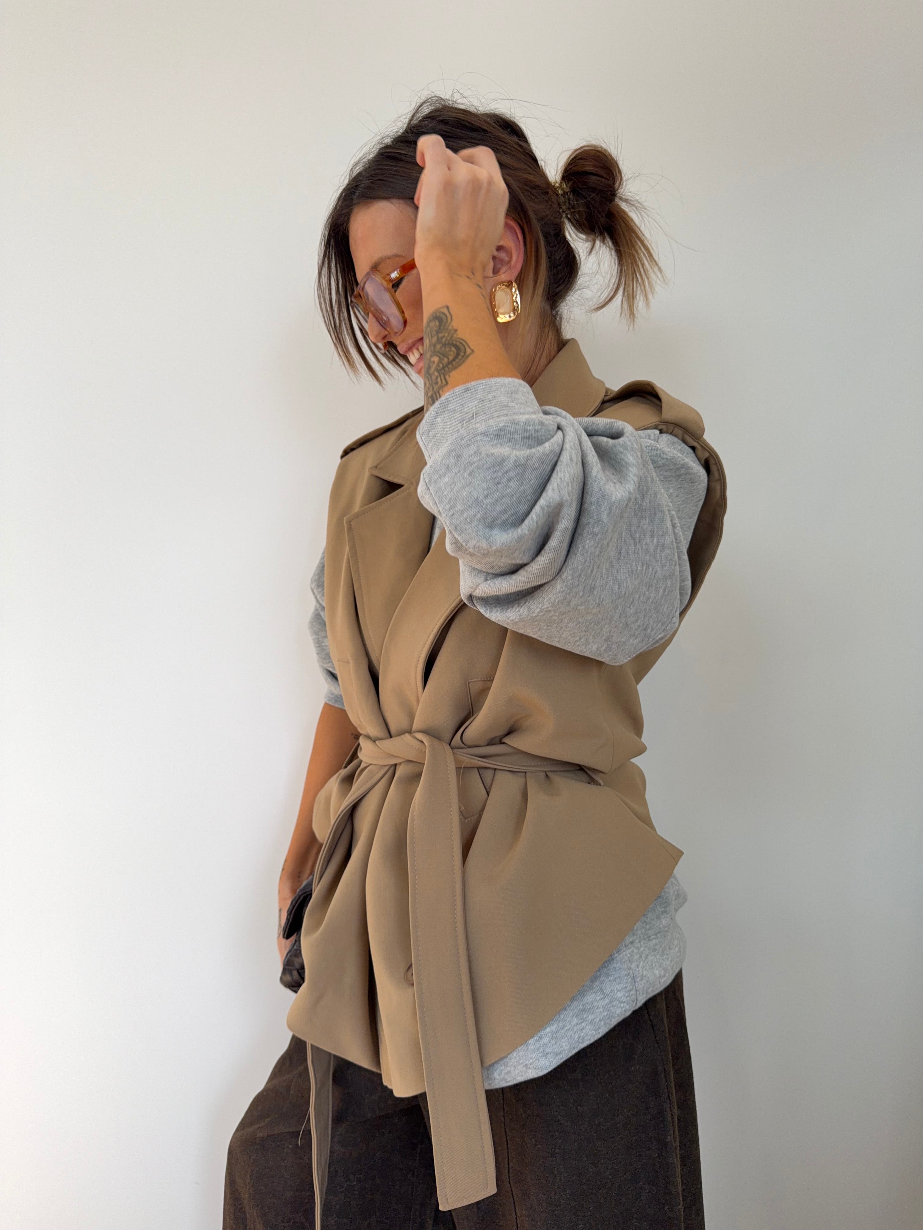 Blazer sans manche ceinturé - camel