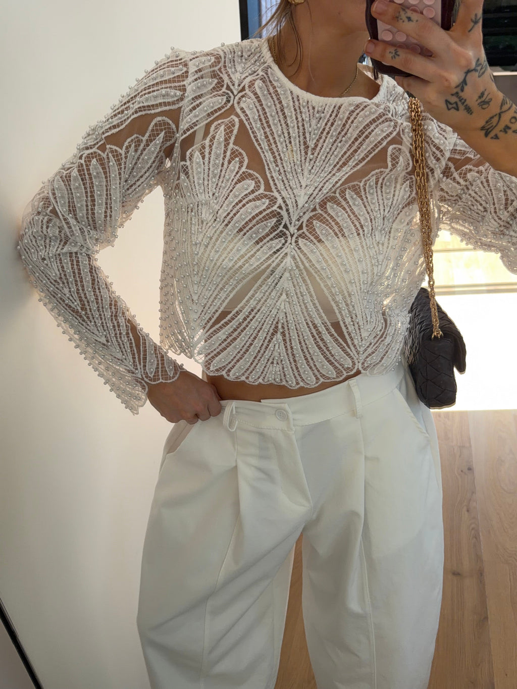 Haut dentelle et perles - blanc